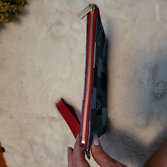 LOUIS VUITTON Denim Damier Monogram Patchwork Neverfull MM Pochette Blue Rouge - Picture 5 of 10